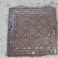Plaque de canalisation
